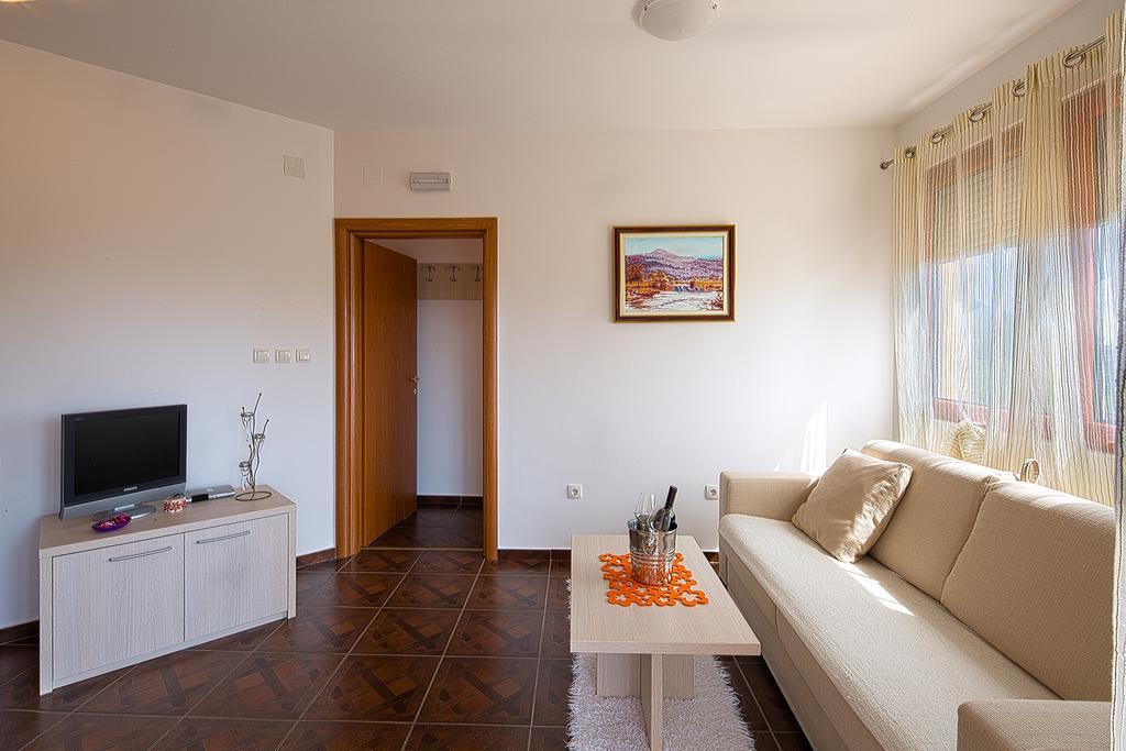 Apartment Radevic *