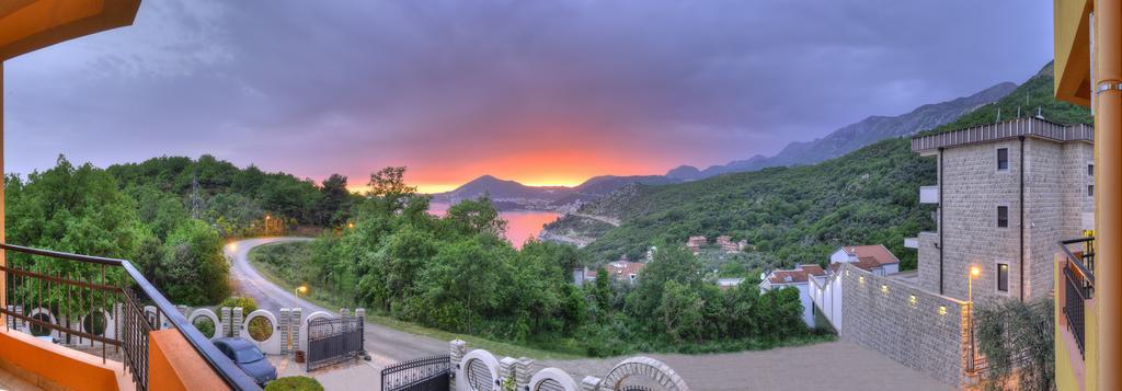 Radevic * Budva